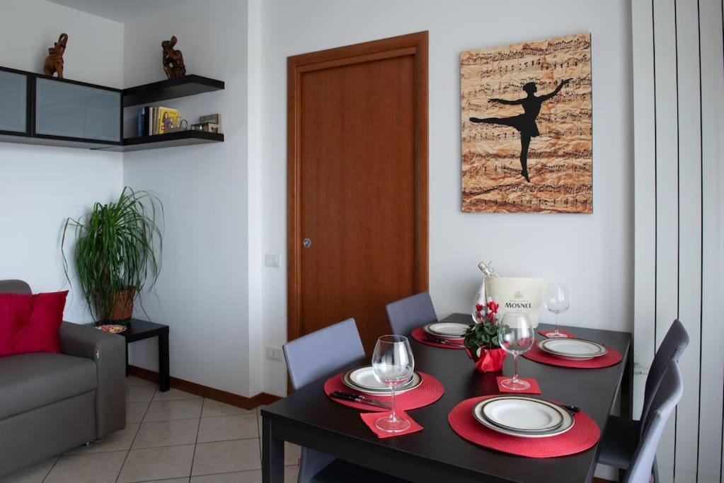 Bella Ciao Airport Apartment セリアーテ エクステリア 写真
