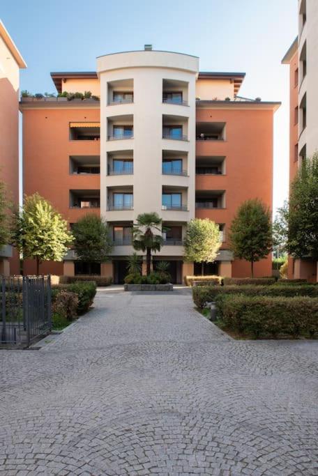 Bella Ciao Airport Apartment セリアーテ エクステリア 写真