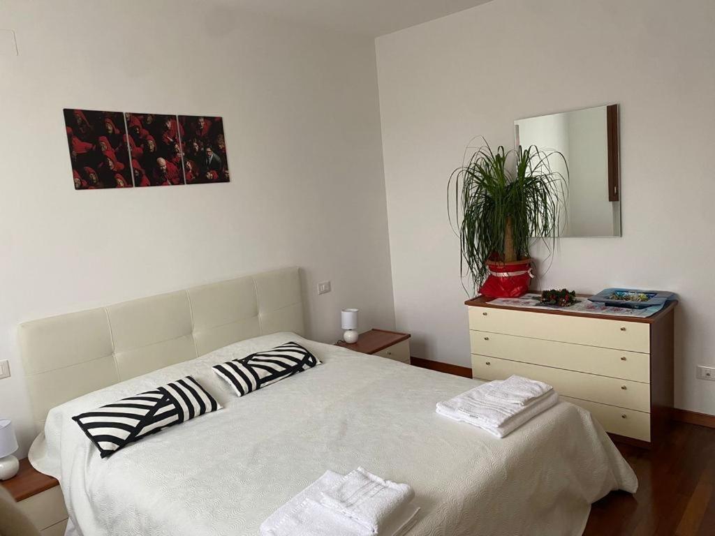 Bella Ciao Airport Apartment セリアーテ エクステリア 写真